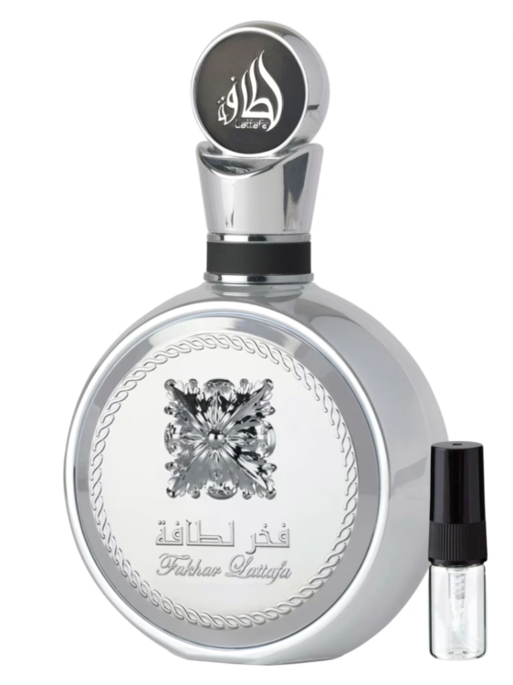 Fakhar Platin Lattafa (2025) – aromatyczno-fougère perfumy unisex z nutami pieprzu, bergamotki, gujawy i kadzidła. Wyraziste, eleganckie i nowoczesne, doskonałe na wieczór i cieplejsze dni.
